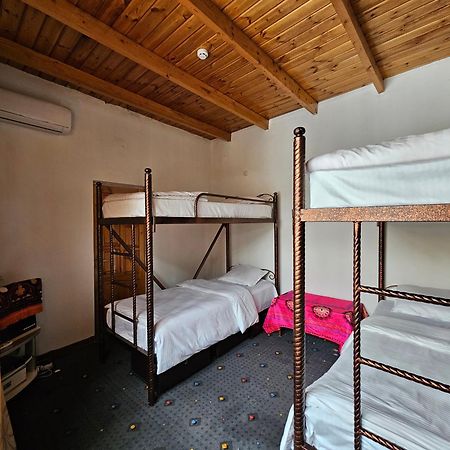 Sim-Sim Hostel & Backpackers Samarkand Exterior photo